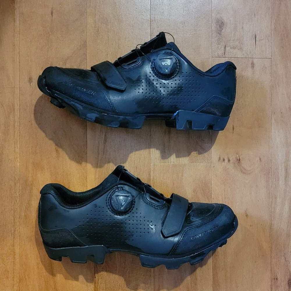 Black Bontrager Foray Mountain Bike Shoe with SPD Clips Size 40 Women's 8.5